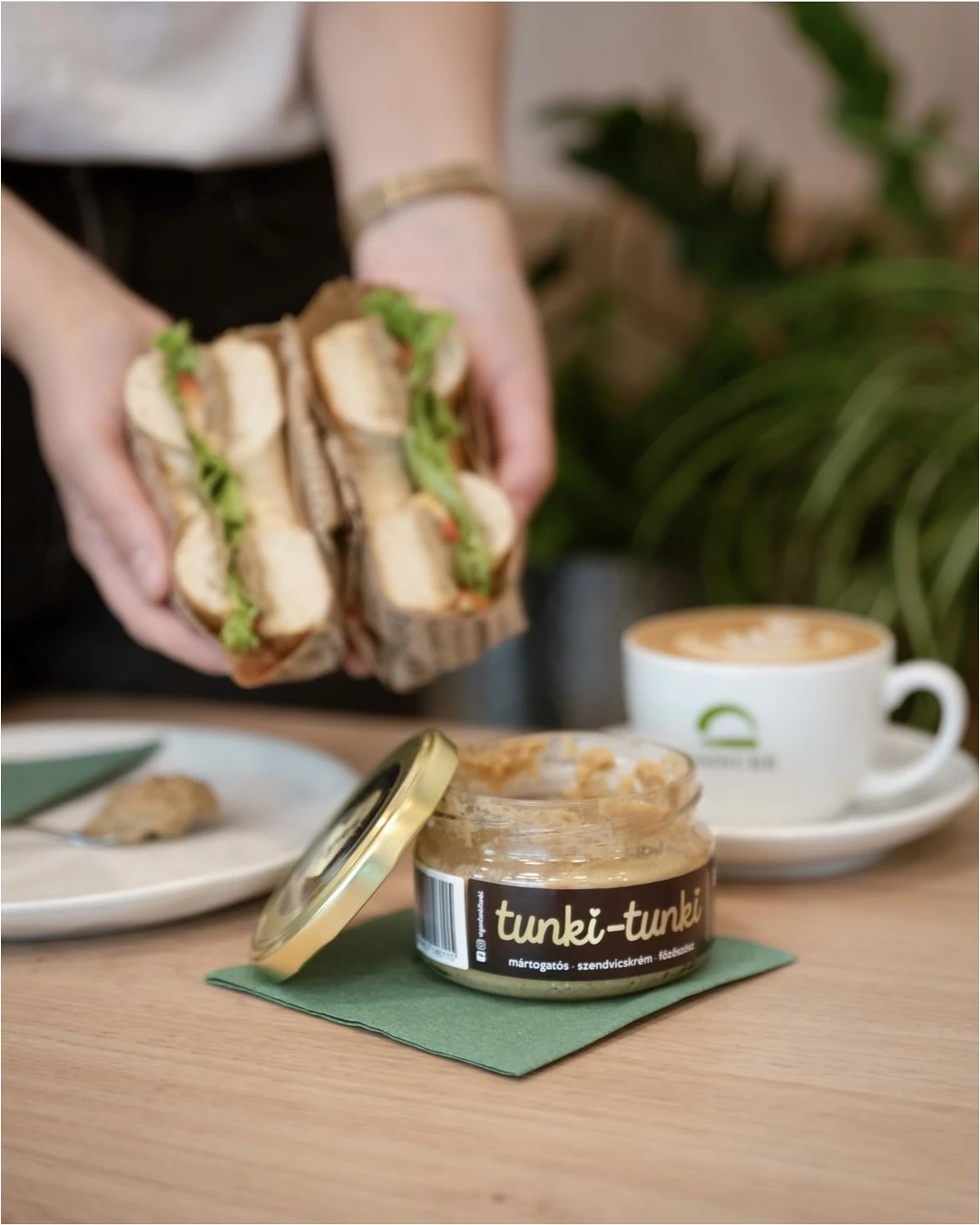 Vegán bagel tunkival a Daisuke kávézókban!